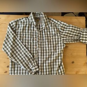Men’s Medium Eddie Bauer Outdoor long sleeve button down shirt